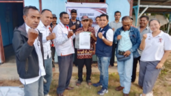 Perindo Alor Serahkan SK DPC Kabola Periode 2024-2029, Markus Lobang Dipercaya jadi Ketua